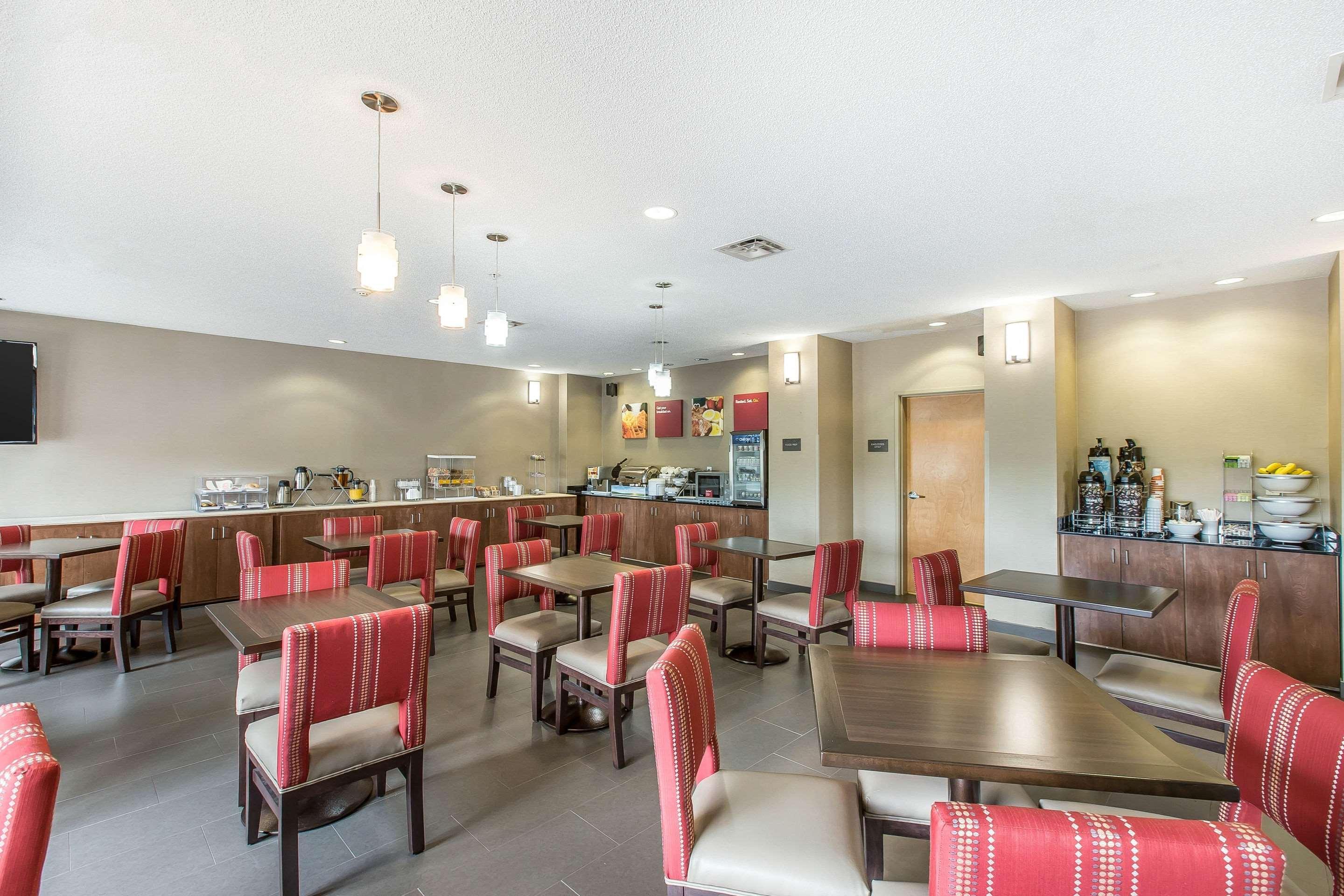 Comfort Suites Oxford I-20 Exit 188 Exterior foto